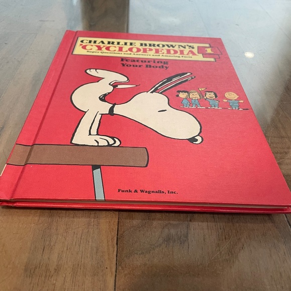 "Charlie Brown's 'Cyclopedia, Your Body: Volume 1" Hardcover Book - Picture 2 of 12
